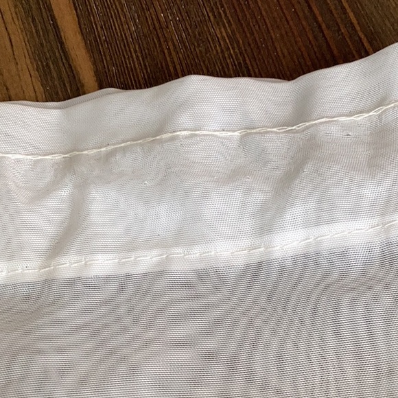 FINAL SALE PRICE 1 Sheer Rod Pocket Window Panel - Picture 2 of 5